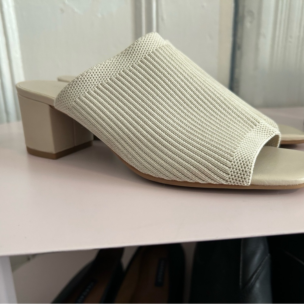 Everlane Woman's reknit glove mules